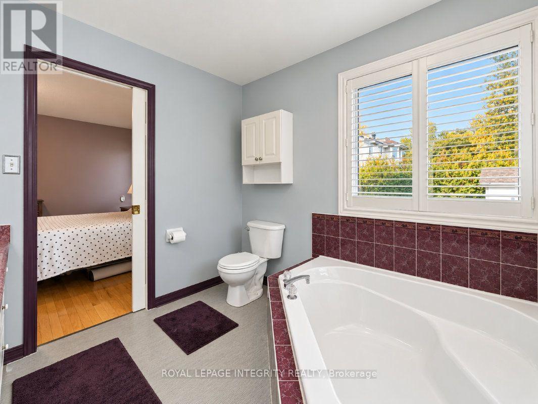 4 Mary Hill Crescent — photo 30