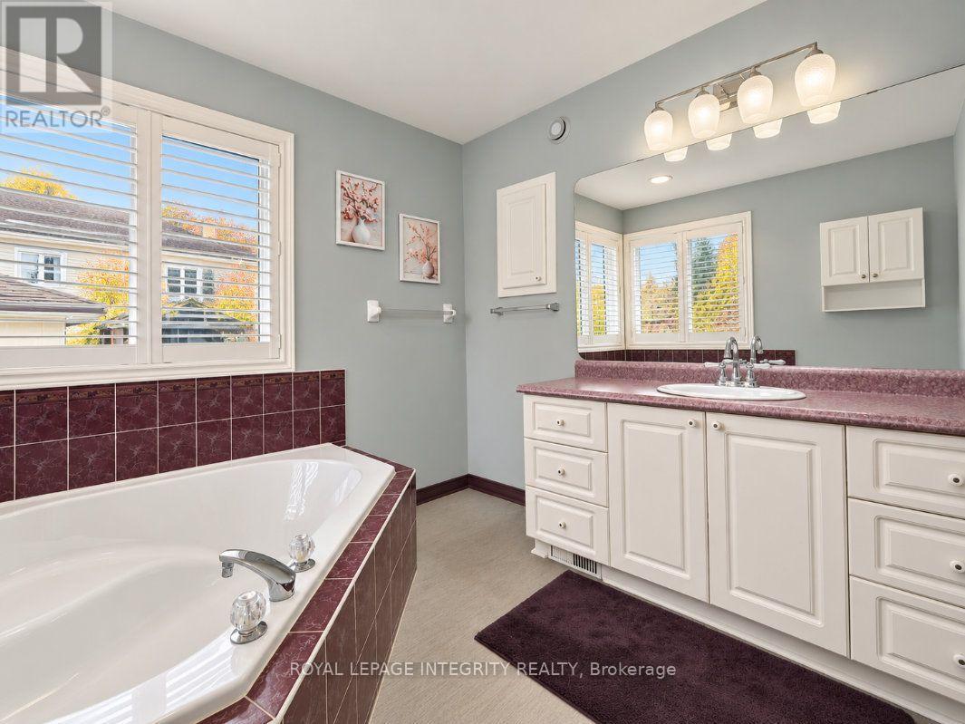 4 Mary Hill Crescent — photo 31