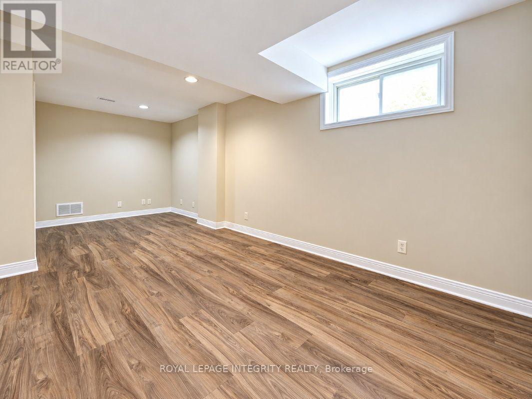 4 Mary Hill Crescent — photo 35