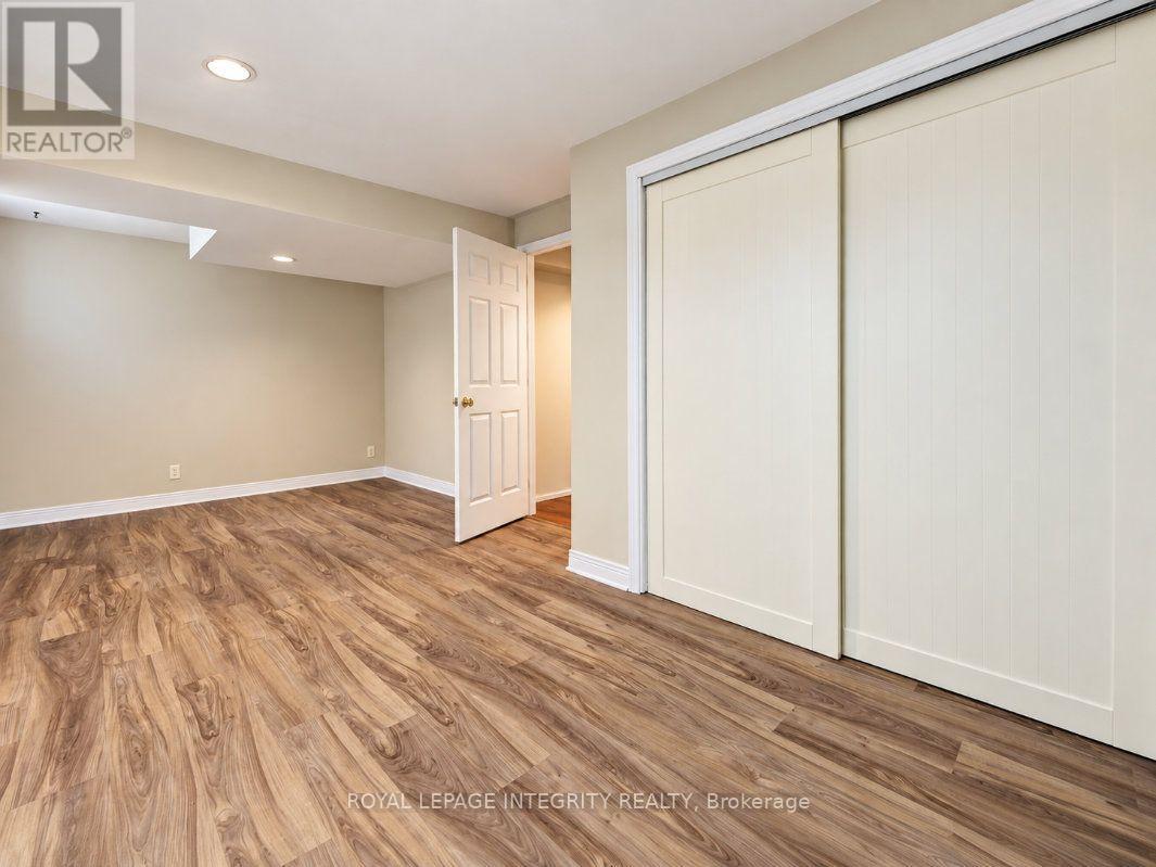 4 Mary Hill Crescent — photo 36