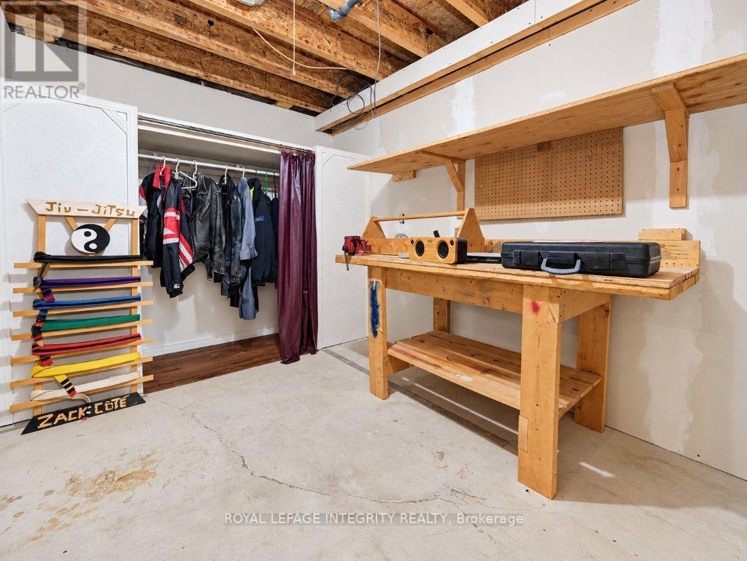 4 Mary Hill Crescent — photo 44