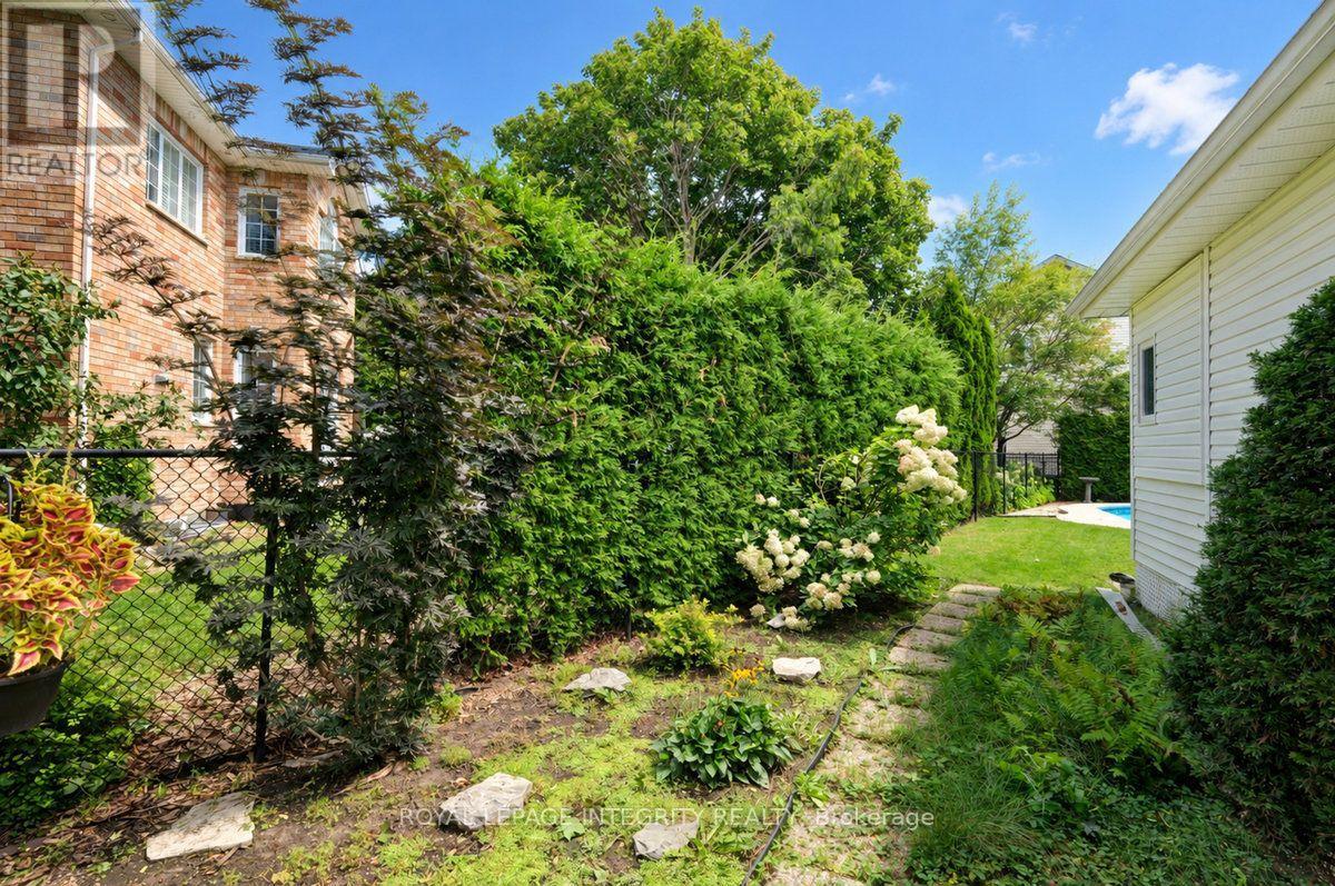 4 Mary Hill Crescent — photo 50