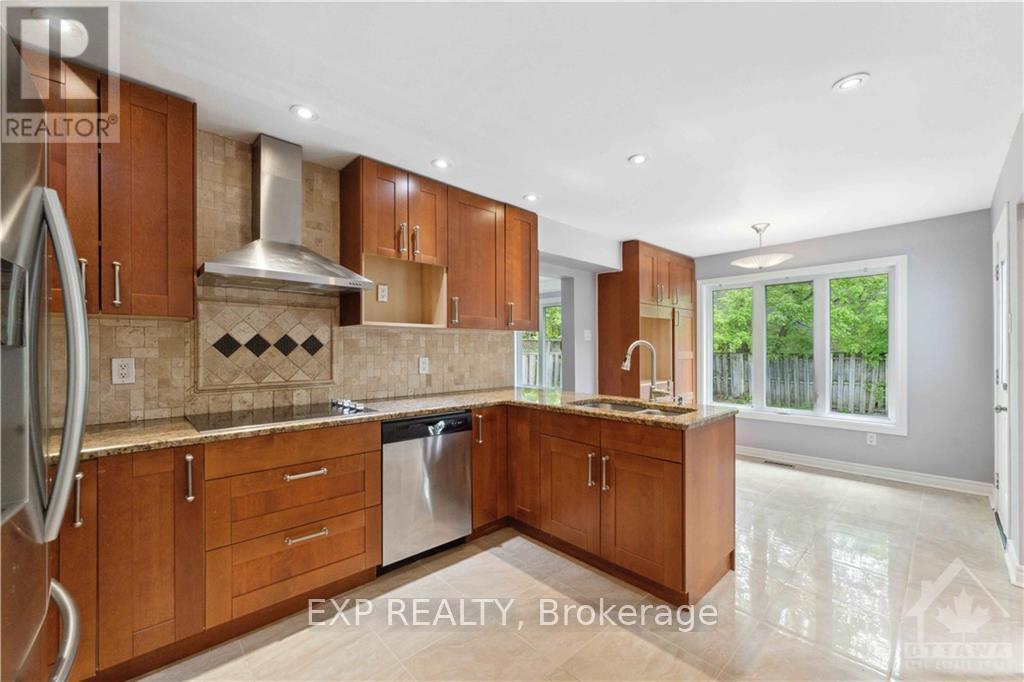 152 TWYFORD STREET - 12