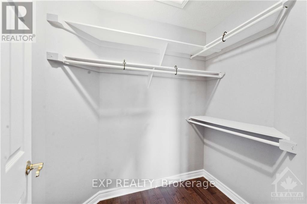 152 TWYFORD STREET - 18