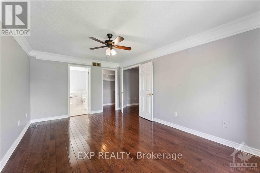 152 Twyford Street — photo 19