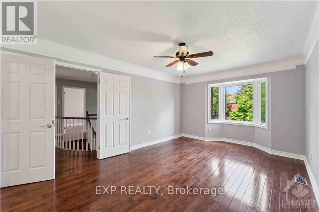 152 Twyford Street — photo 20