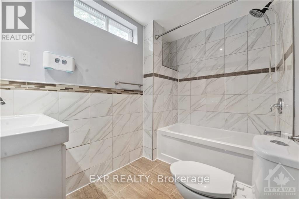 152 TWYFORD STREET - 28
