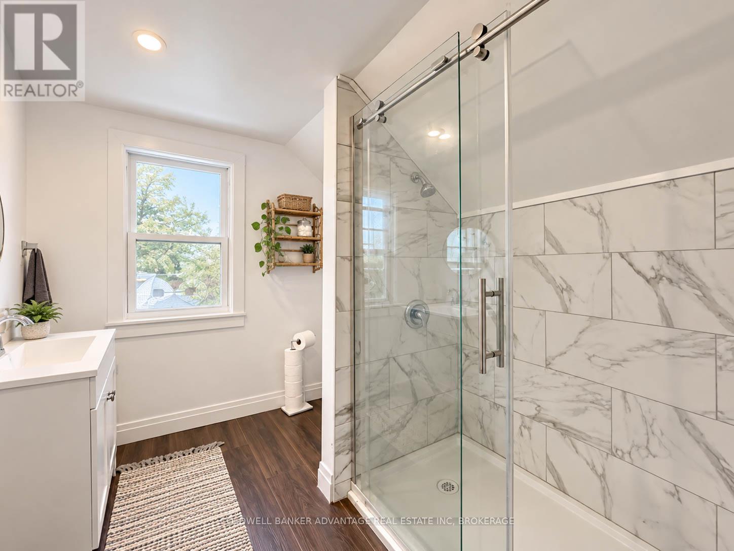 125 OMER AVENUE - 28