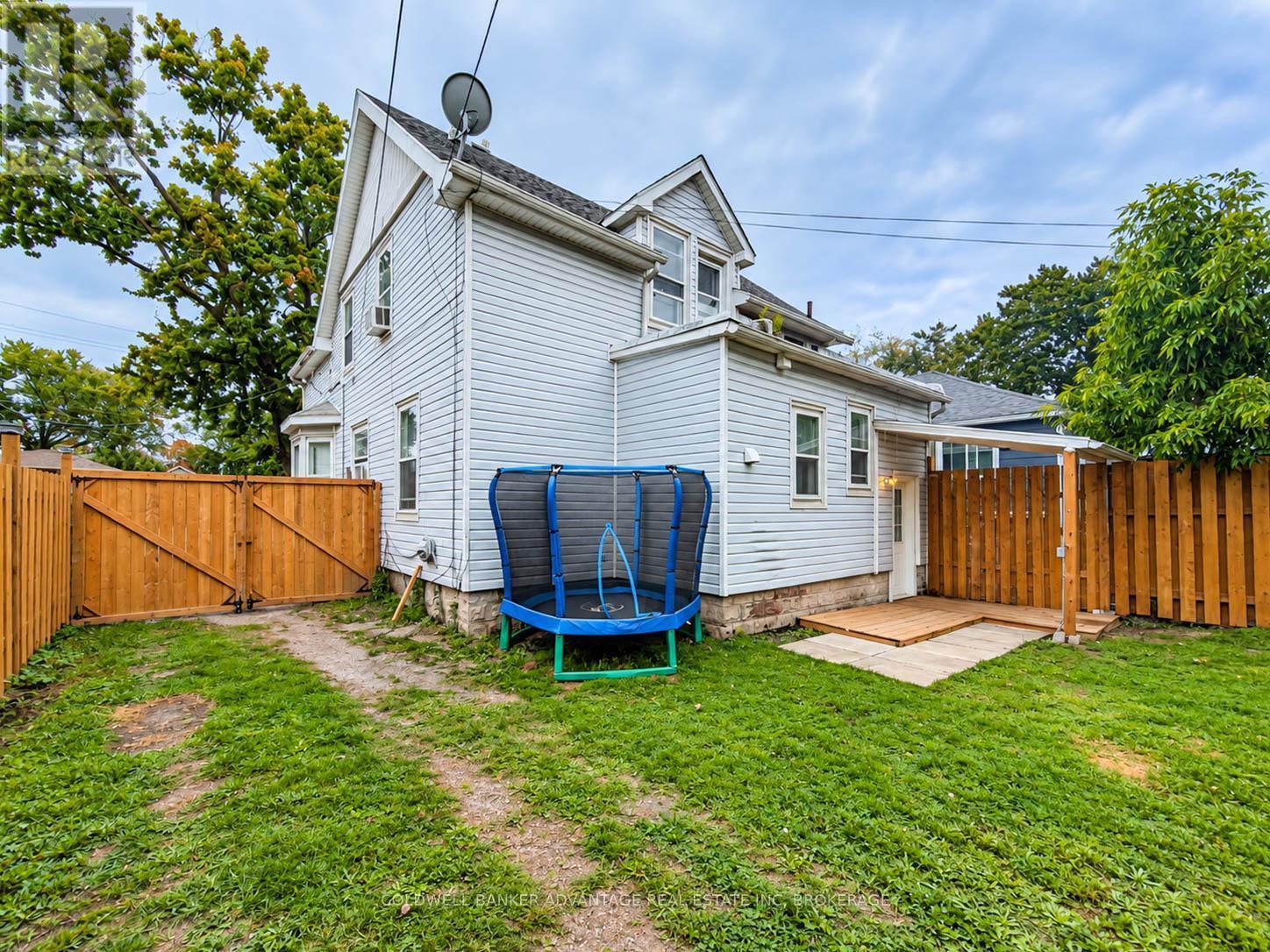125 OMER AVENUE - 32