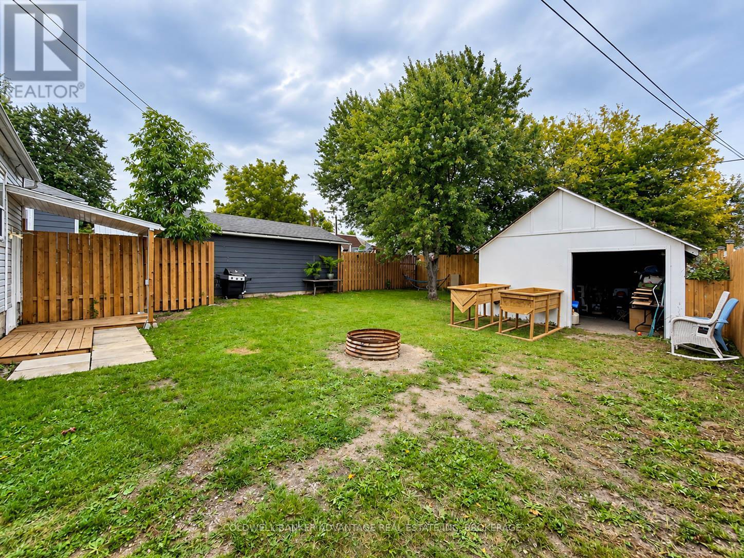 125 OMER AVENUE - 33