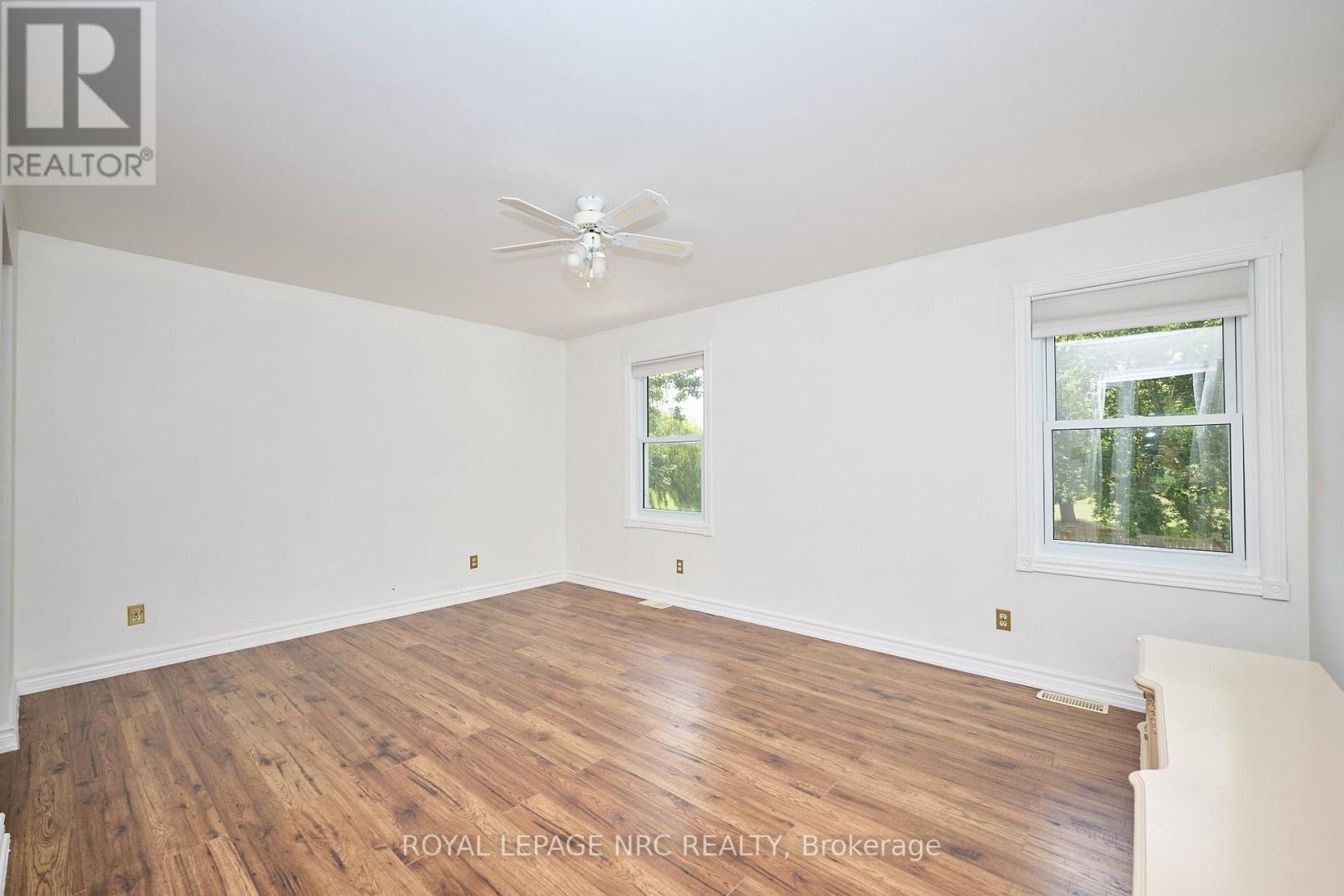 4040 Lakeshore Road — photo 24