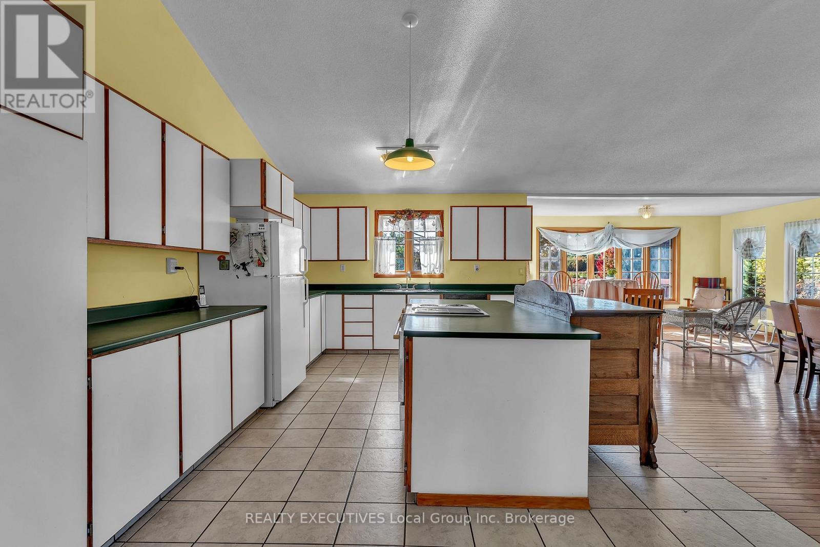 1702 South Shore Road — photo 23