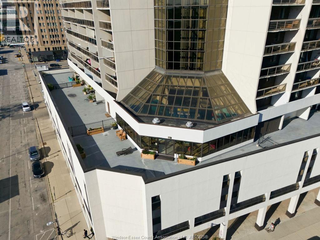 150 Park Street — photo 41