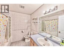 1328 Imperial Crescent, Windsor, ON N9G2T5 Photo 11