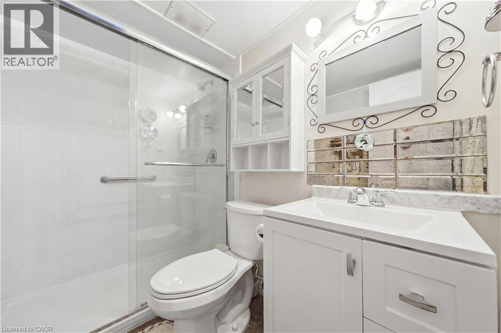 198 Scott Street — photo 10