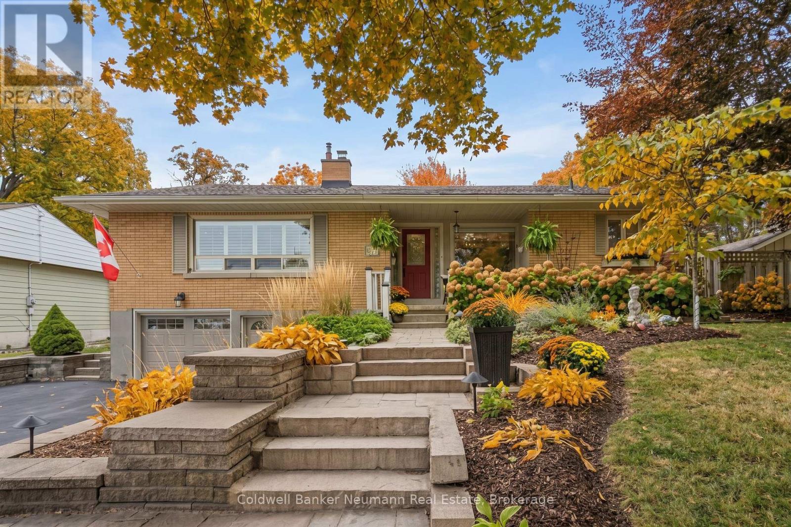 25 Bennett Avenue