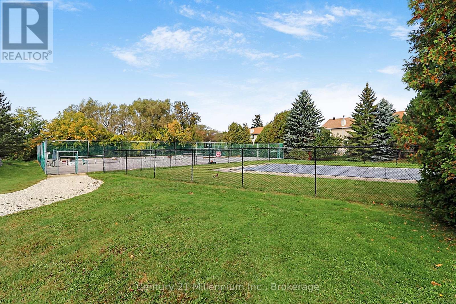 #147 150 VICTORIA STREET S - 38