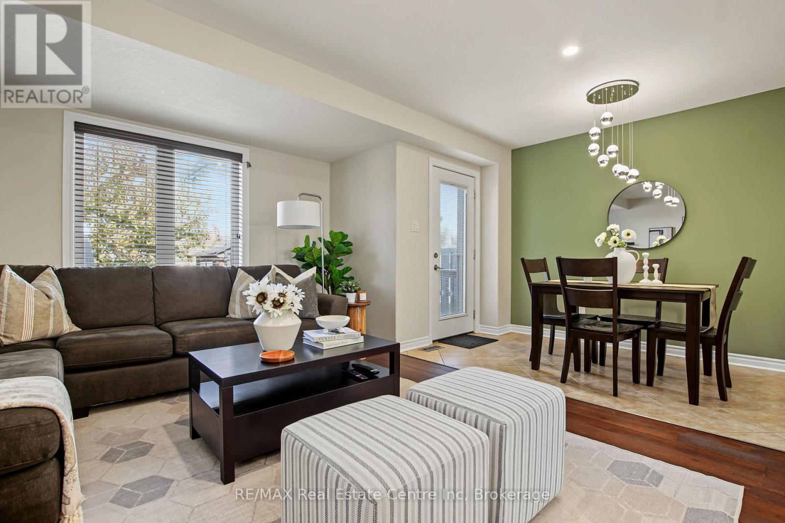 54 WILKIE CRESCENT - 10