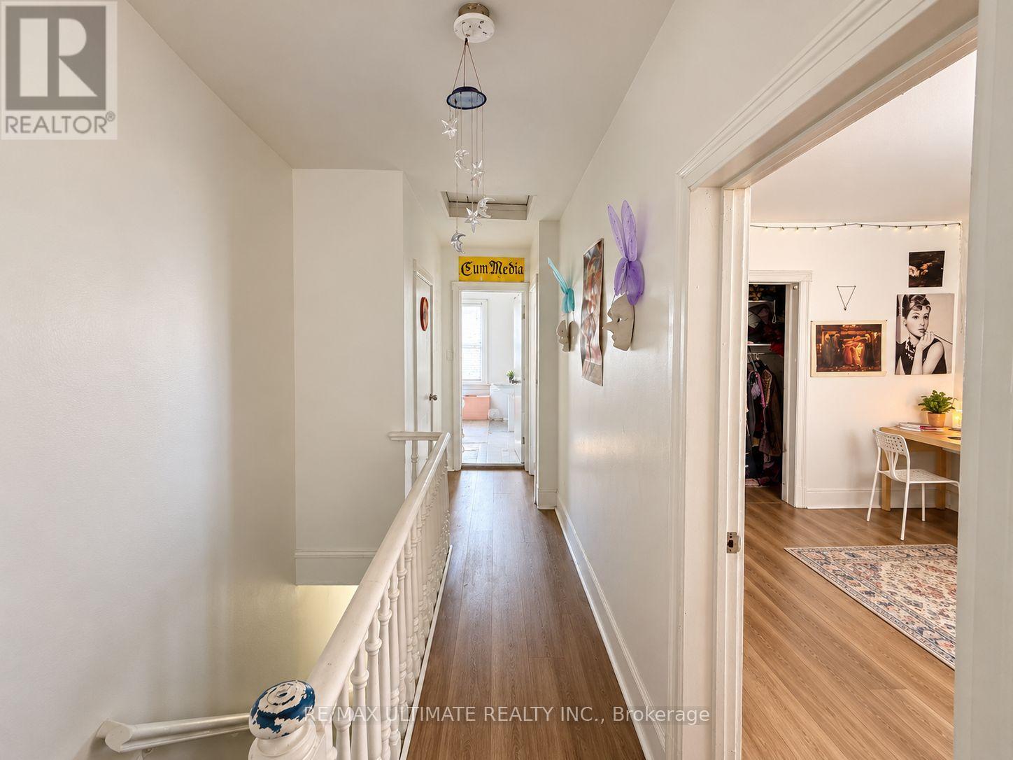 715 Queen Street West — photo 17