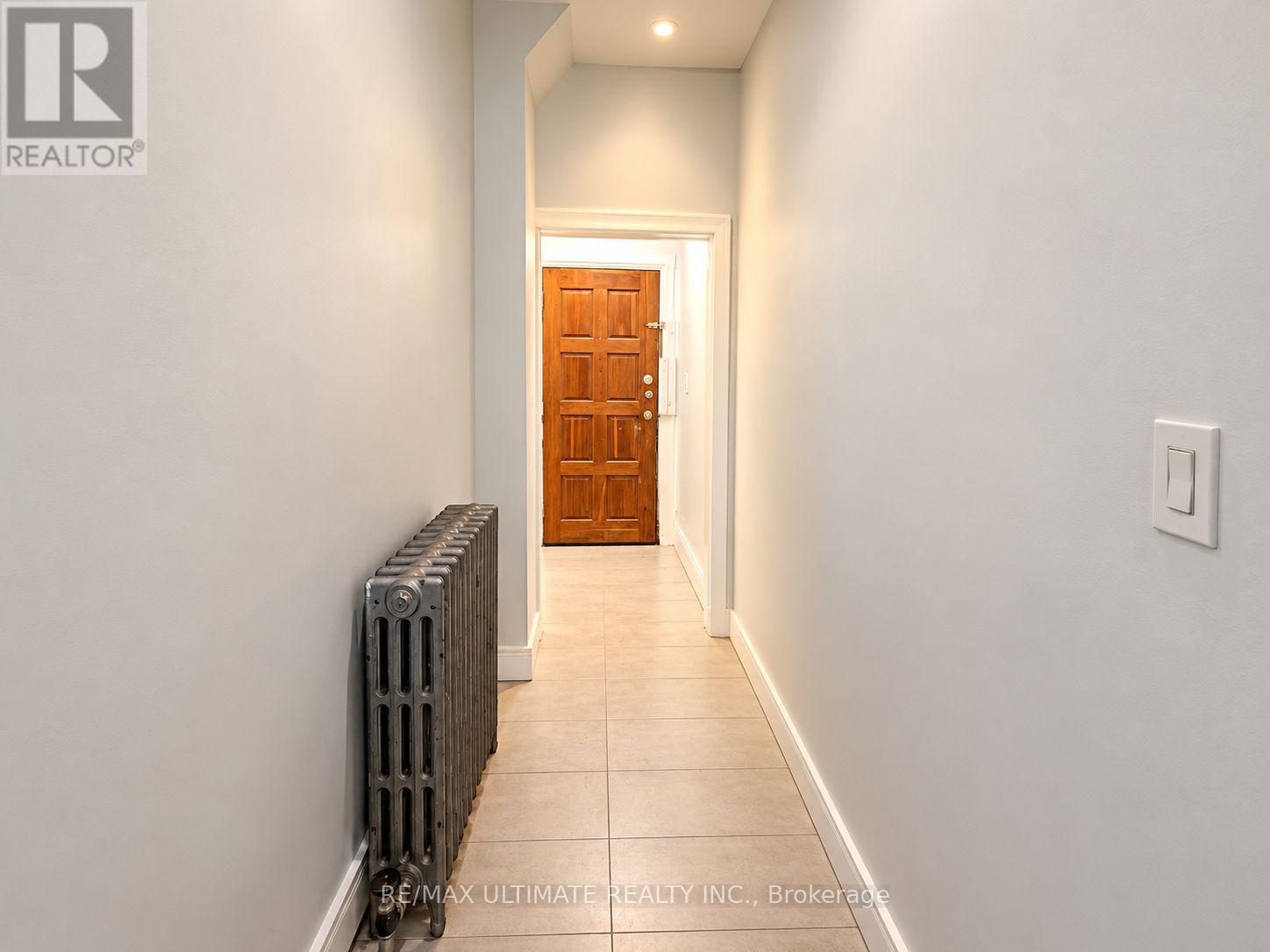 715 Queen Street West — photo 19