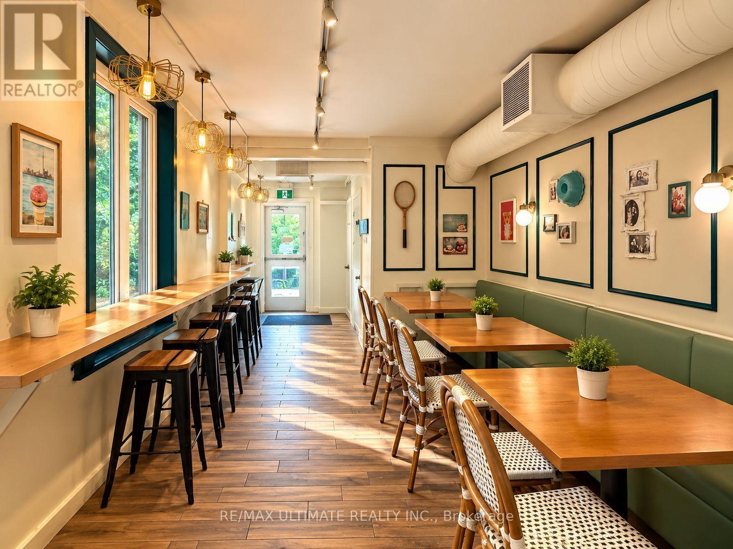 715 Queen Street West — photo 4