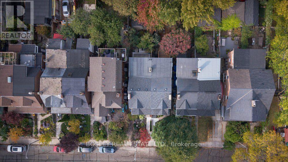 206 Ashworth Avenue, Toronto, ON photo 35