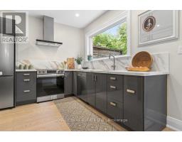 206 Ashworth Avenue, Toronto, ON M6G2A7 Photo 13