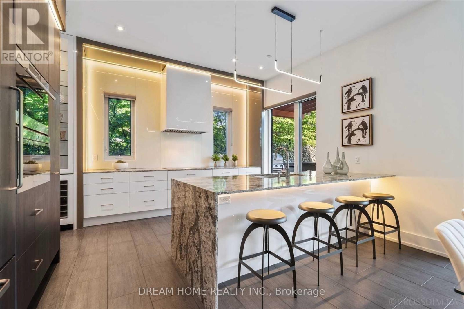 21 Valliere Place — photo 16