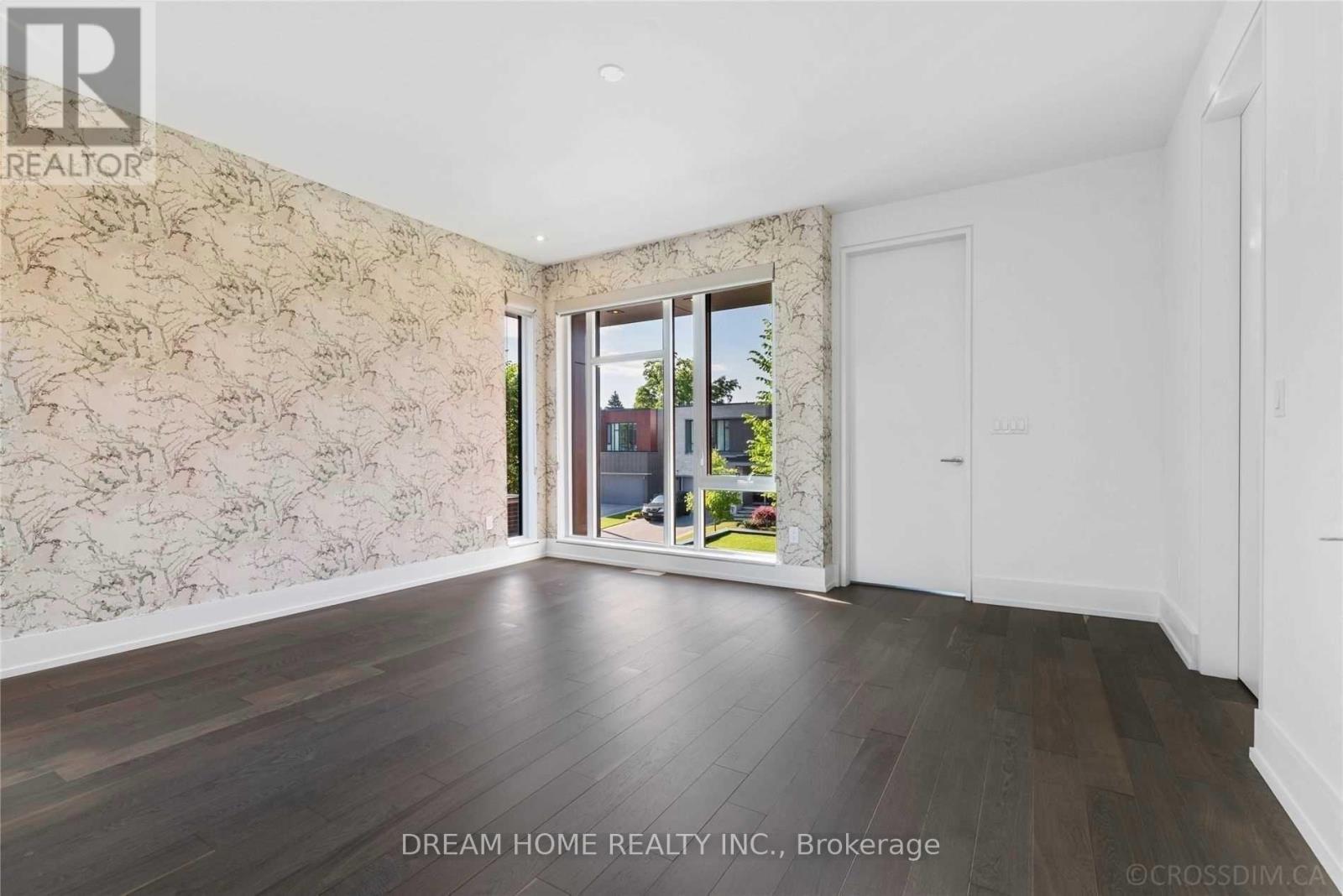 21 Valliere Place — photo 25