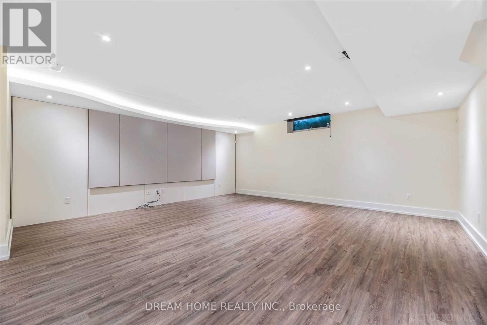 21 Valliere Place — photo 28
