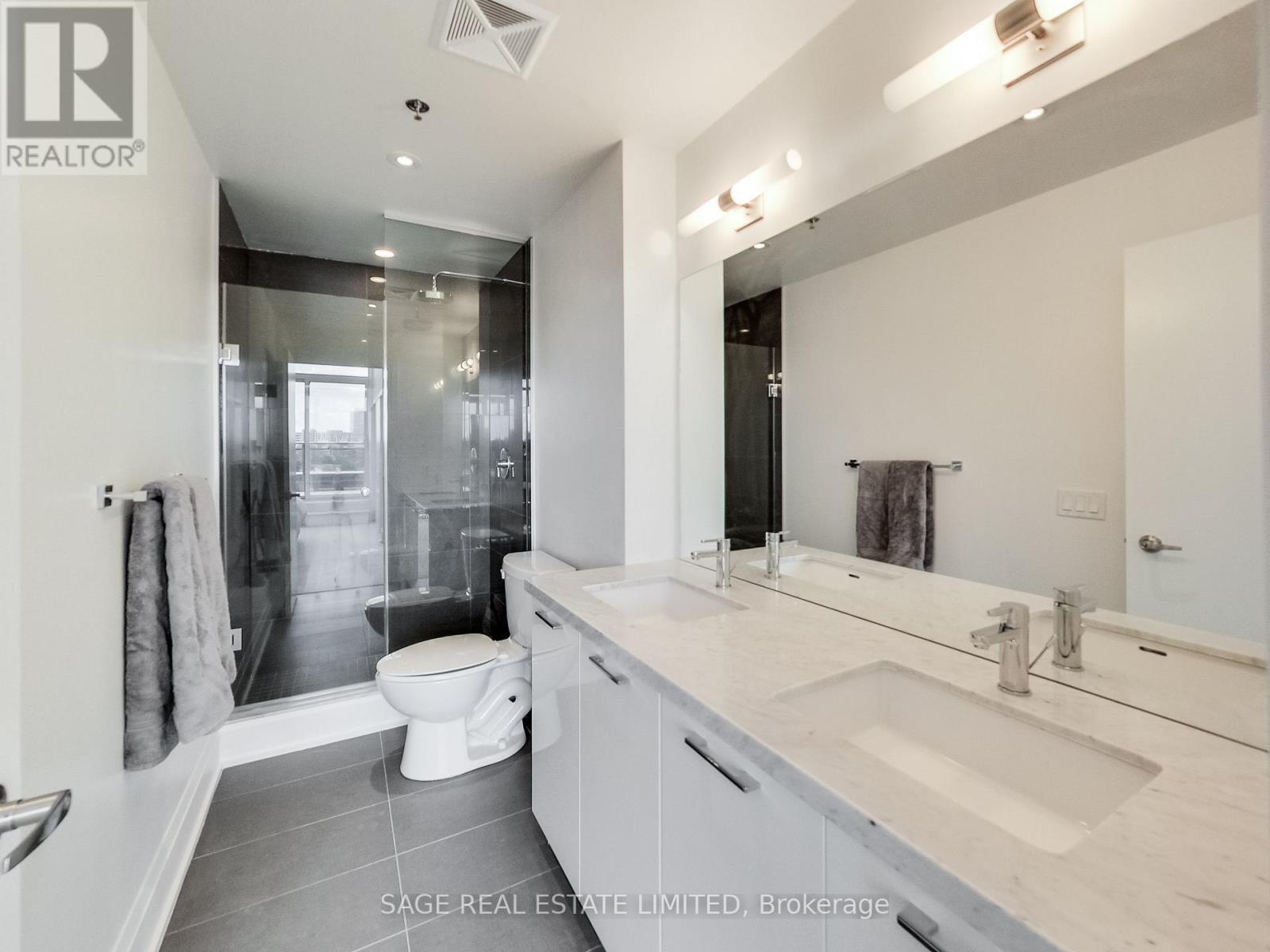 41 Ossington Avenue — photo 29