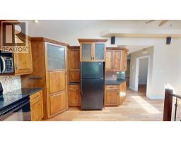 1129 20 Street S - photo 3