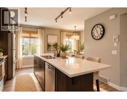 140 Evanscrest Gardens NW - photo 8
