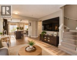 140 Evanscrest Gardens NW - photo 5