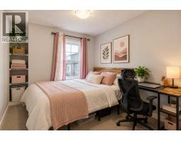 140 Evanscrest Gardens NW - photo 12