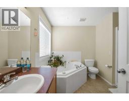 13 Tuscany Ridge Mews Nw, Calgary, AB T3L3B7 Photo 27