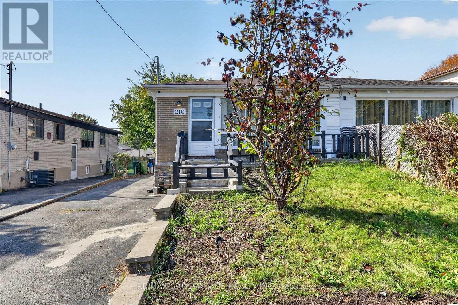 210 Linden Avenue, Toronto, ON photo 1