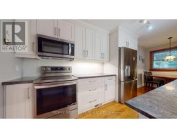 Dining room - 37 Acland Crescent, Toronto, ON M1C1N5 Photo 6