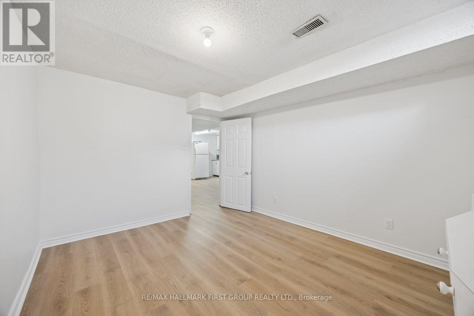 1870 Larksmere Court, Pickering, ON photo 33