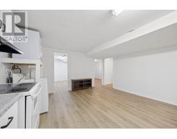 1870 Larksmere Court, Pickering, ON L1V6E3 Photo 32