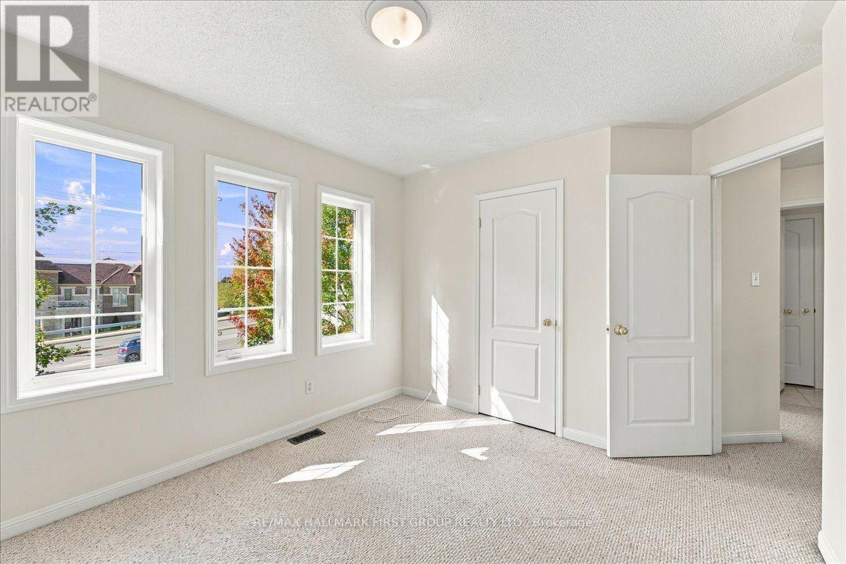 57 Barkdale Way, Whitby, ON photo 25