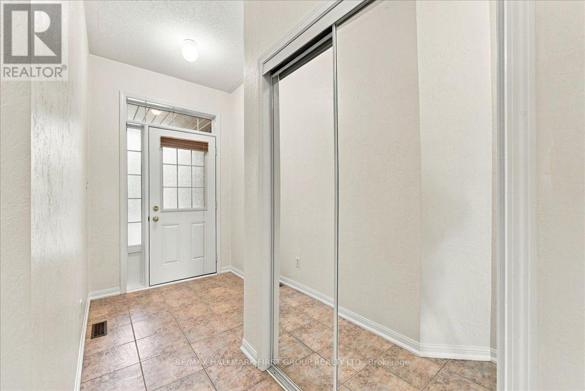 57 Barkdale Way, Whitby, ON photo 5