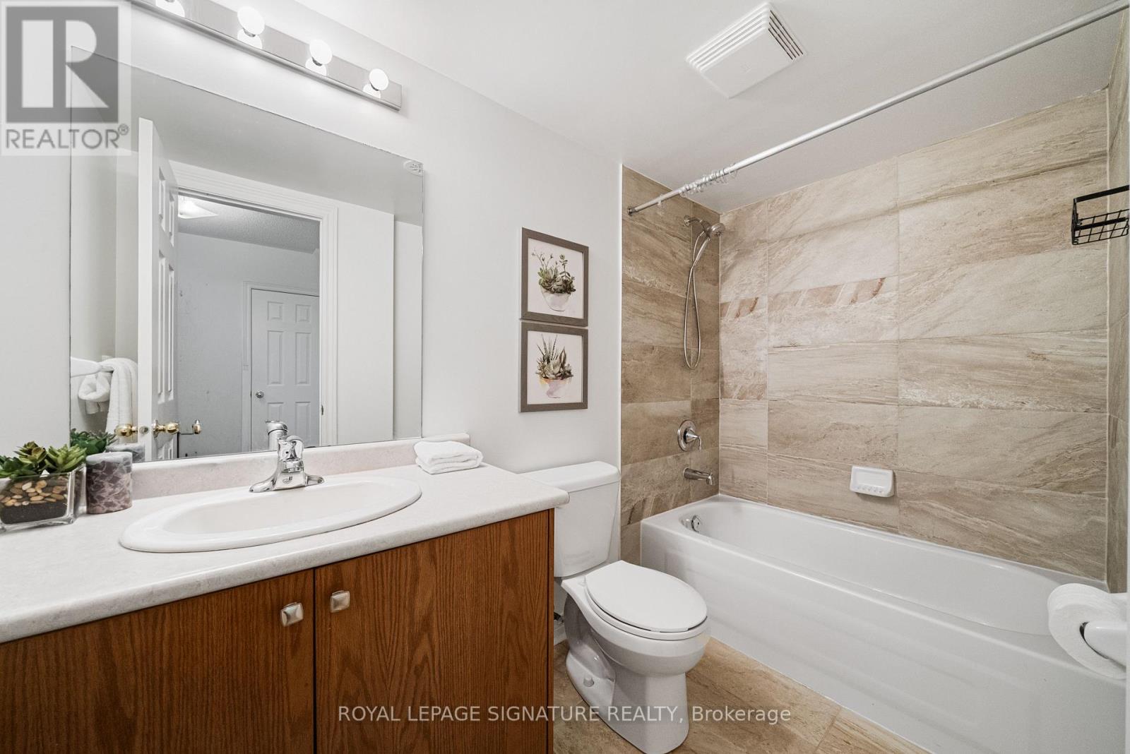 34 Carnahan Terrace, Toronto, ON photo 18