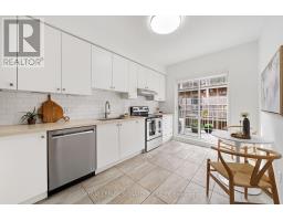 34 Carnahan Terrace, Toronto, ON M4E0B2 Photo 12
