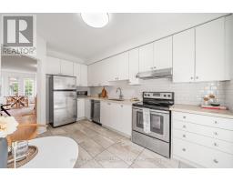 34 Carnahan Terrace, Toronto, ON M4E0B2 Photo 14
