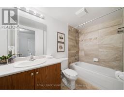 34 Carnahan Terrace, Toronto, ON M4E0B2 Photo 18