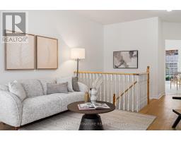 34 Carnahan Terrace, Toronto, ON M4E0B2 Photo 6