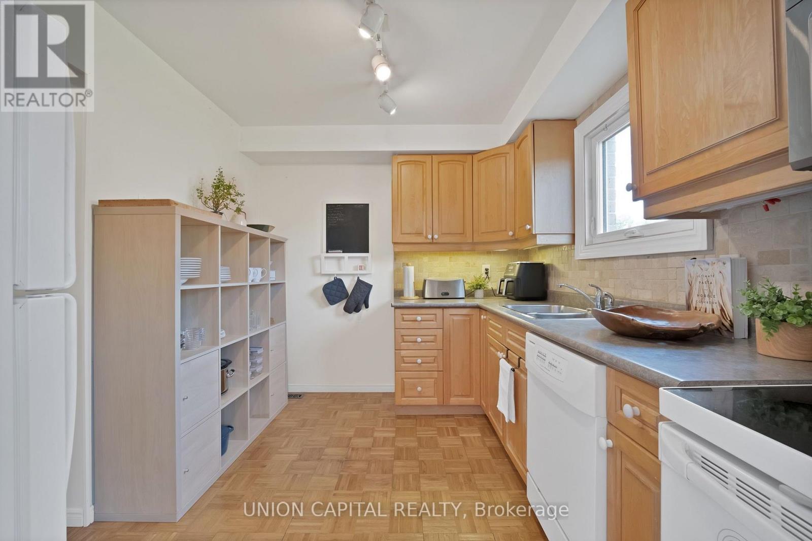 73 Humphrey Drive, Ajax, ON photo 15