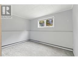 43 Glendale Avenue thumbnail 26