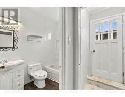 43 Glendale Avenue thumbnail 29
